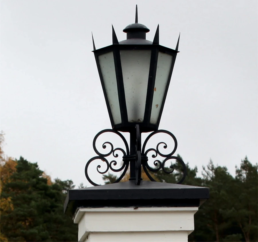 Private residence. Gates, portals, fences, lights.