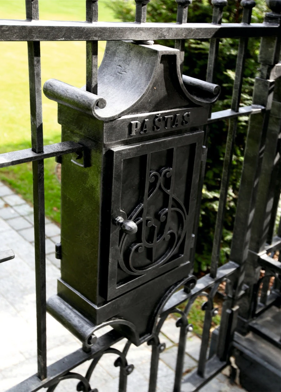 Private residence. Gates, portals, columns and fence.