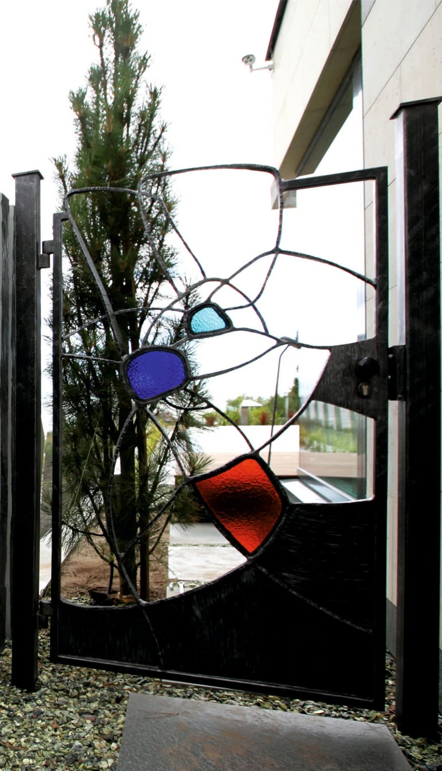 Private residence. Gate with portals.