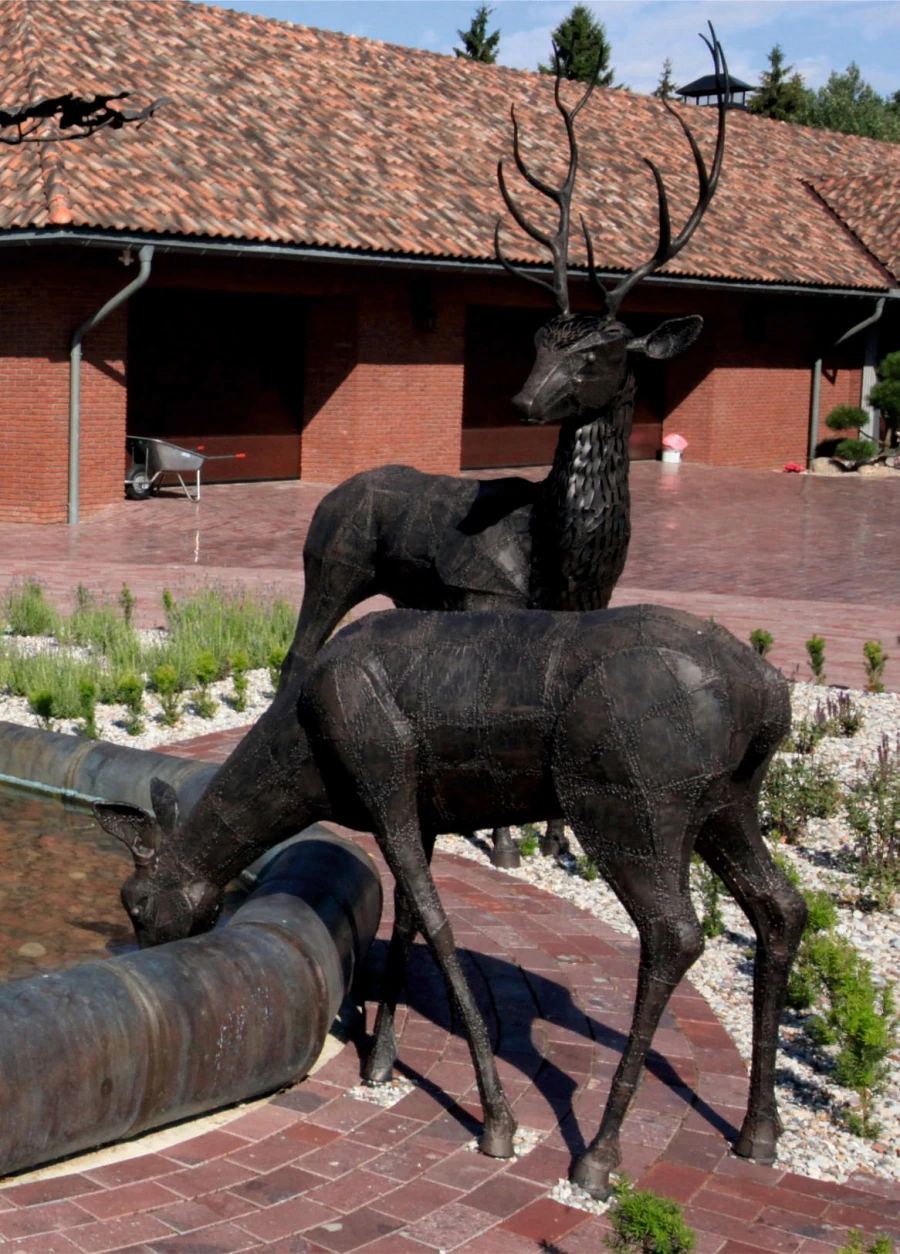 Private residence. Gate, fountain.