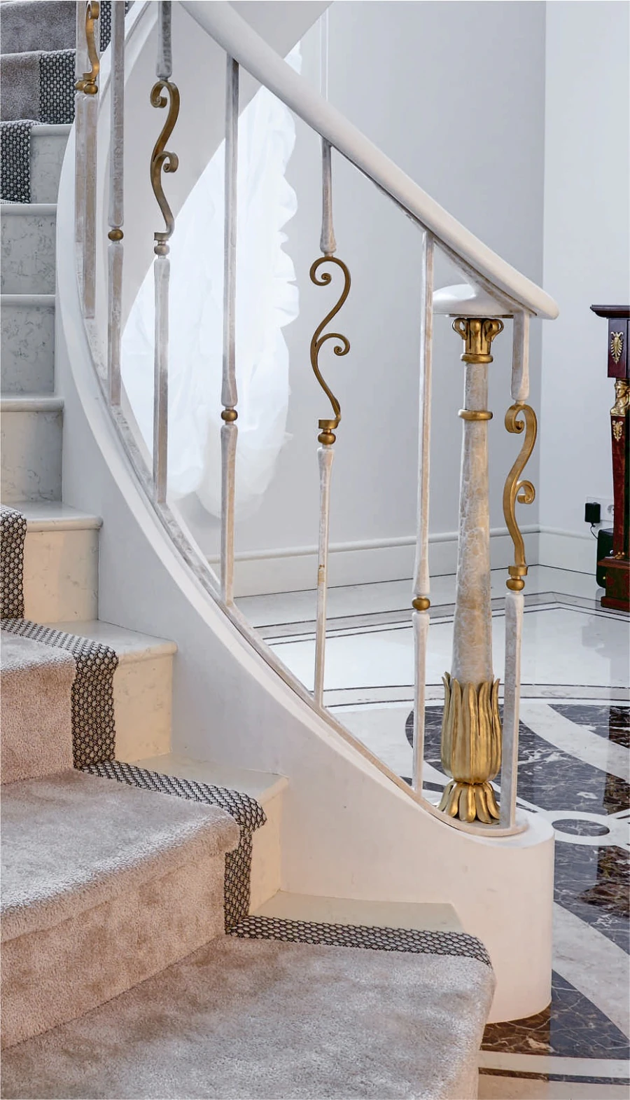 Private residence. Stair structure, railings.