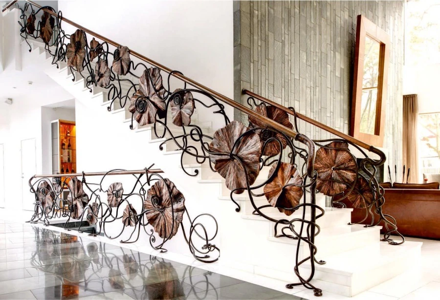 Hotel. Stair railings.
