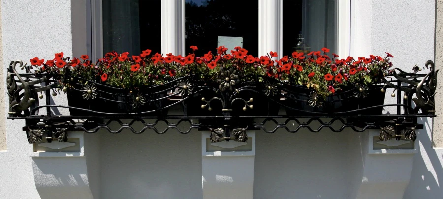 Private residence. Flower holder.
